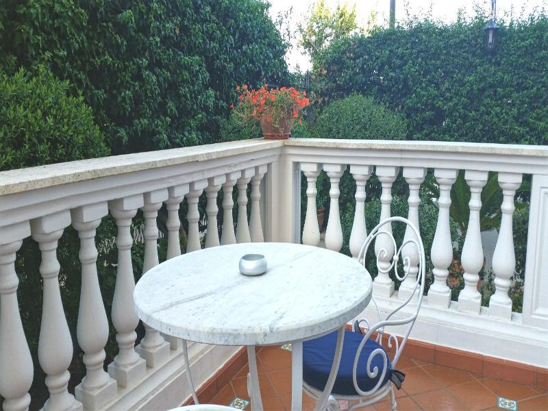 Hotel Villa Garden Сант'Анджелло Экстерьер фото