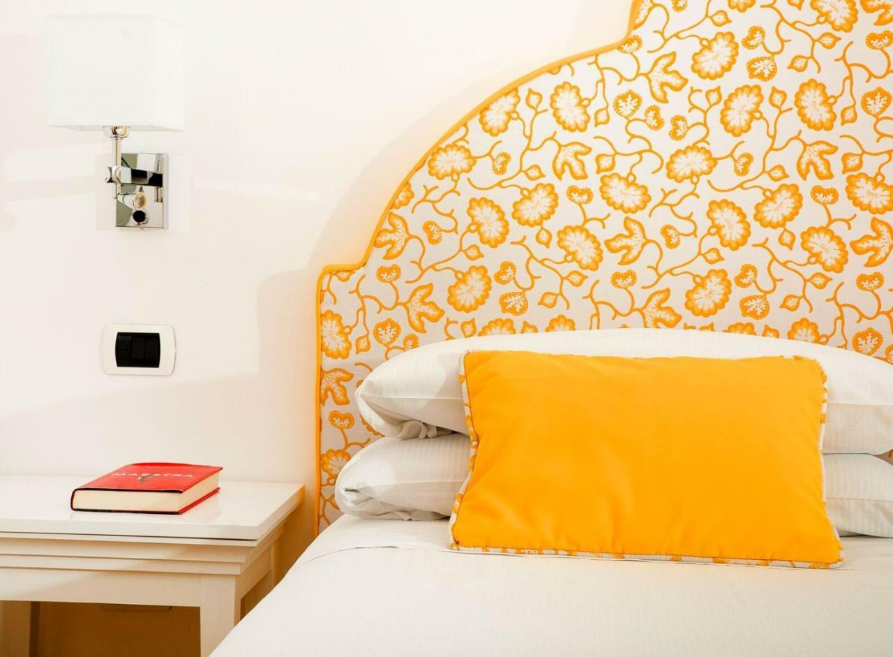 Hotel Villa Garden Сант'Анджелло Экстерьер фото