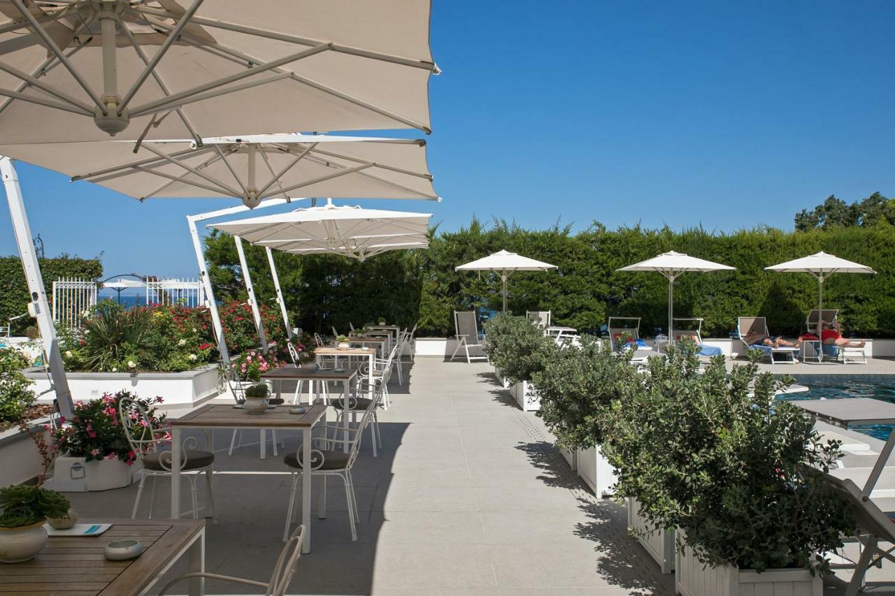 Hotel Villa Garden Сант'Анджелло Экстерьер фото