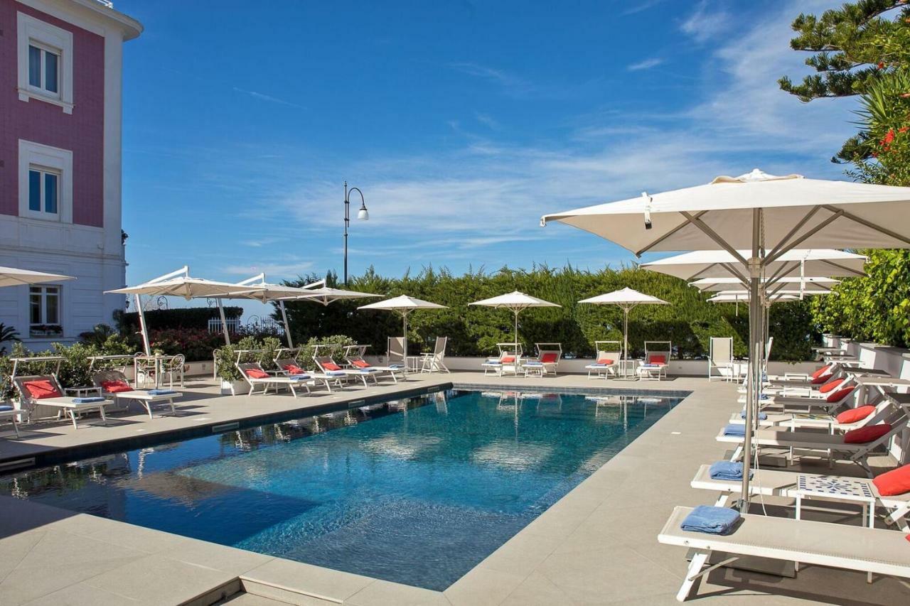 Hotel Villa Garden Сант'Анджелло Экстерьер фото